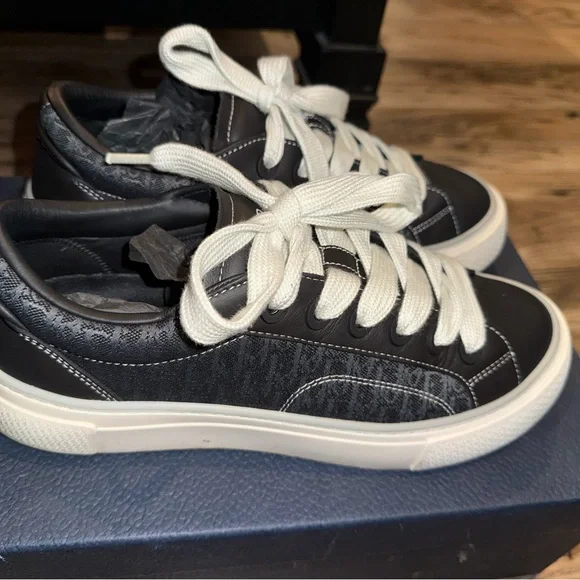 Dior - Picture 3 of 5